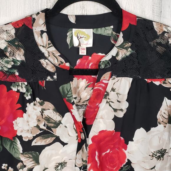 Fig + Flower Floral Long Sleeve Button Down Shirt Women's Size Petite Medium PM - Picture 2 of 11